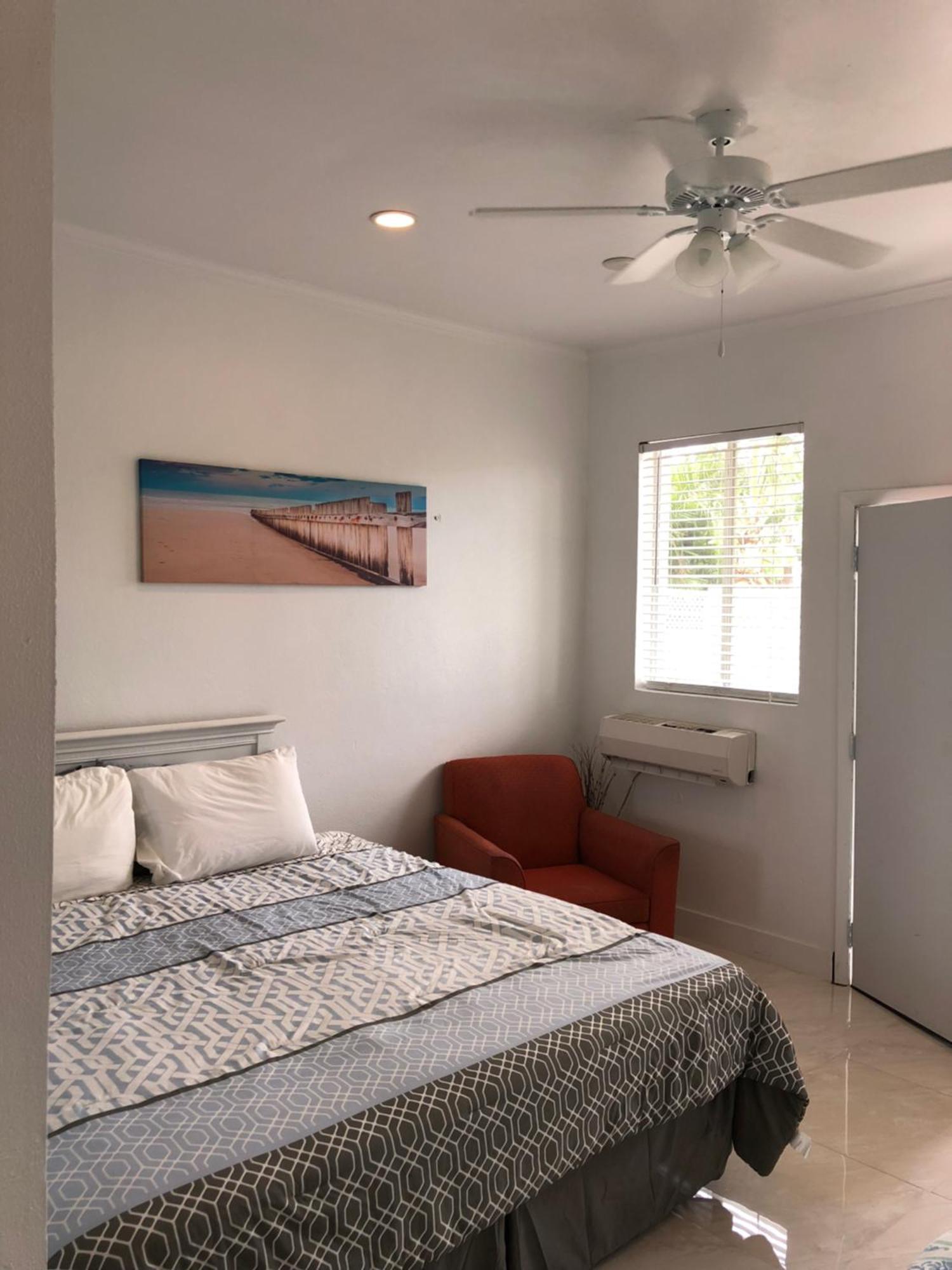 The Oasis Retreat Apartment แนสซอ ภายนอก รูปภาพ