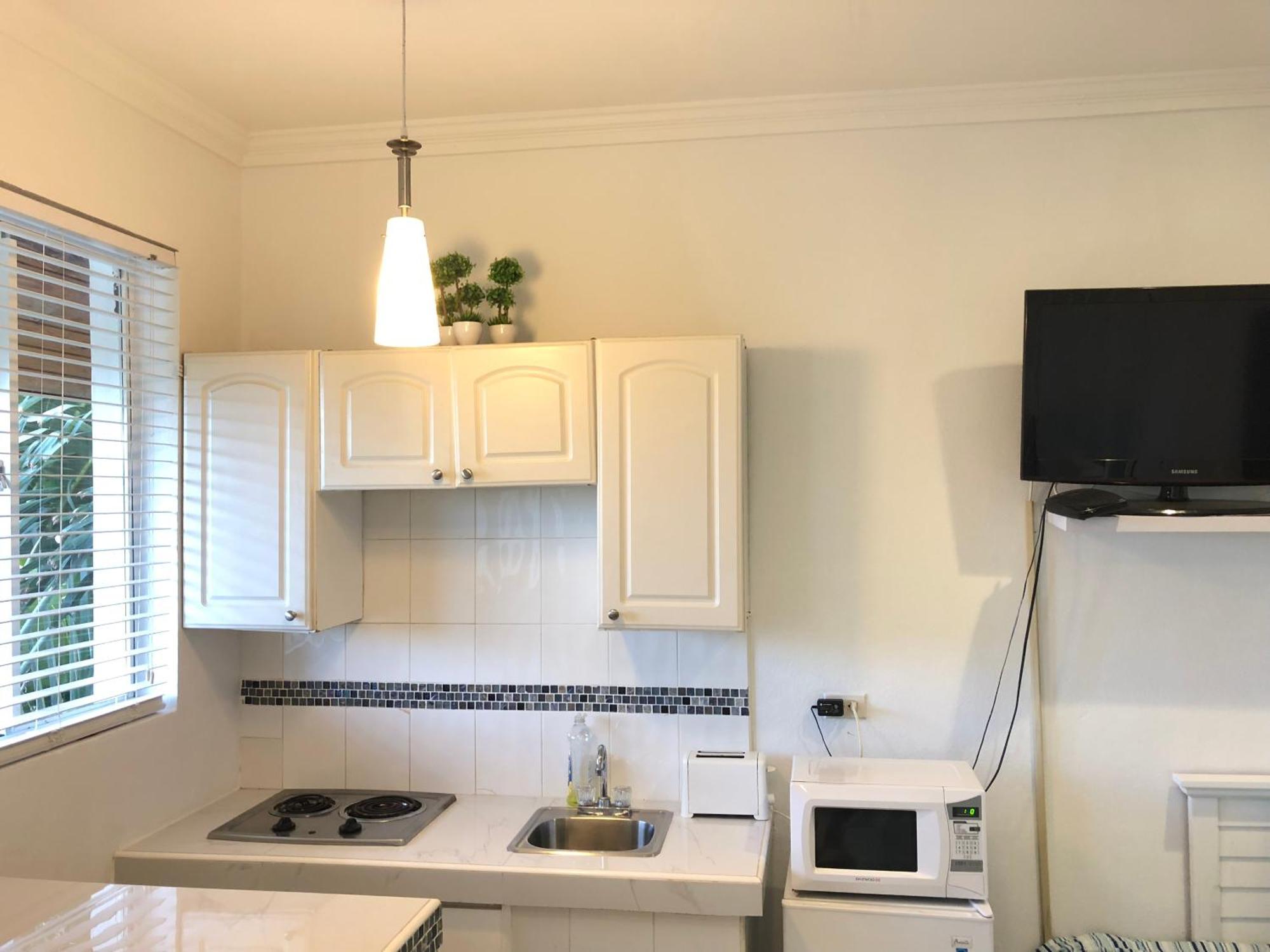 The Oasis Retreat Apartment แนสซอ ภายนอก รูปภาพ