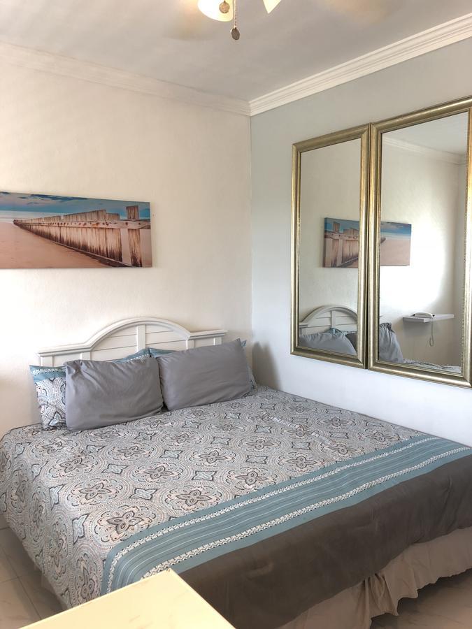 The Oasis Retreat Apartment แนสซอ ภายนอก รูปภาพ